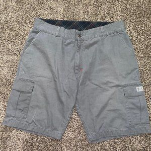 Men's Under Armour Shorts - Size 40